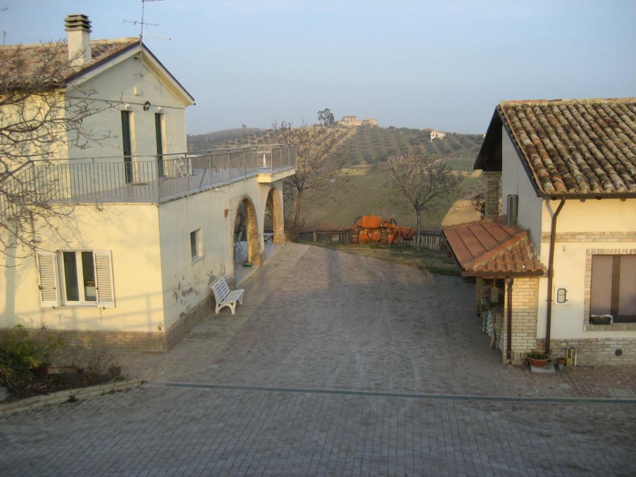Agriturismo Torre Mannella - La Loggia Читта Сань Анджело Экстерьер фото